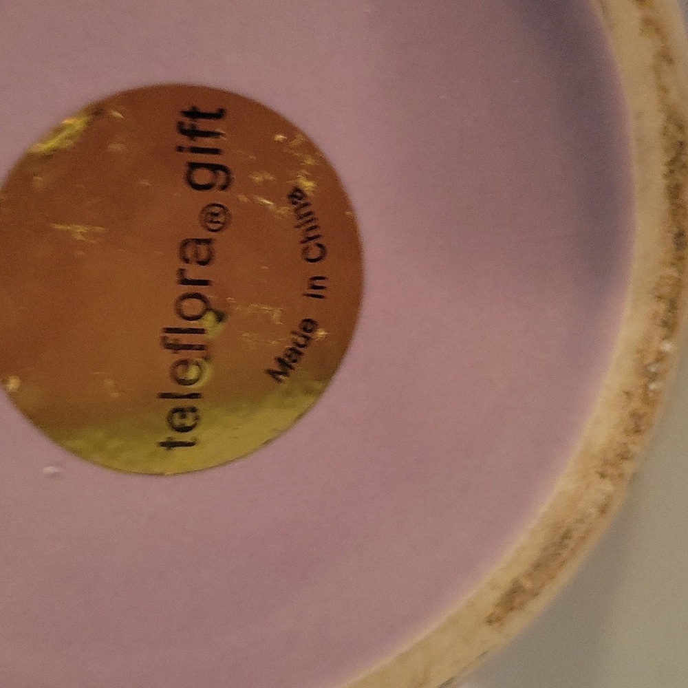 French Villa Vase - Picture 2 of 4